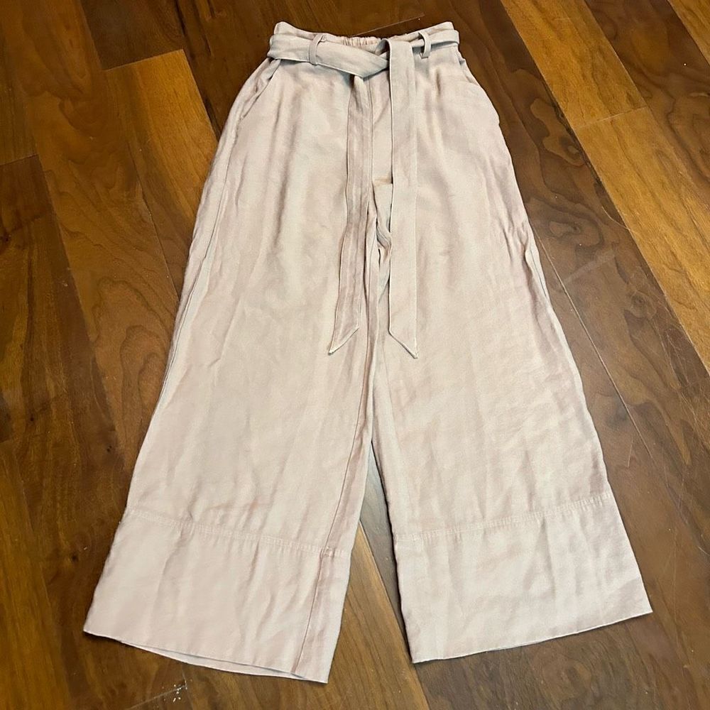 Shaycation by Revolve women’s tan wide legged Lola pants in size XS‎